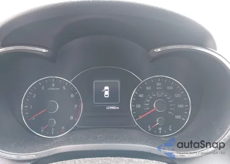 2018 Kia Forte Lx из США, поврежденный, VIN 3KPFK4A71JE264702